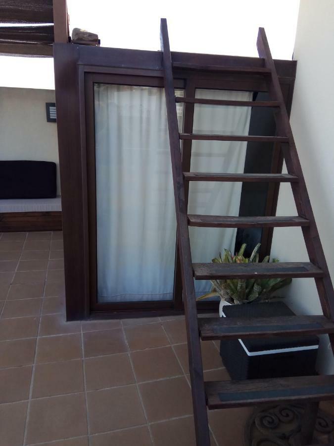 Precioso Atico En Torre De Benagalbon A 20 Metros Del Mar. Daire Dış mekan fotoğraf